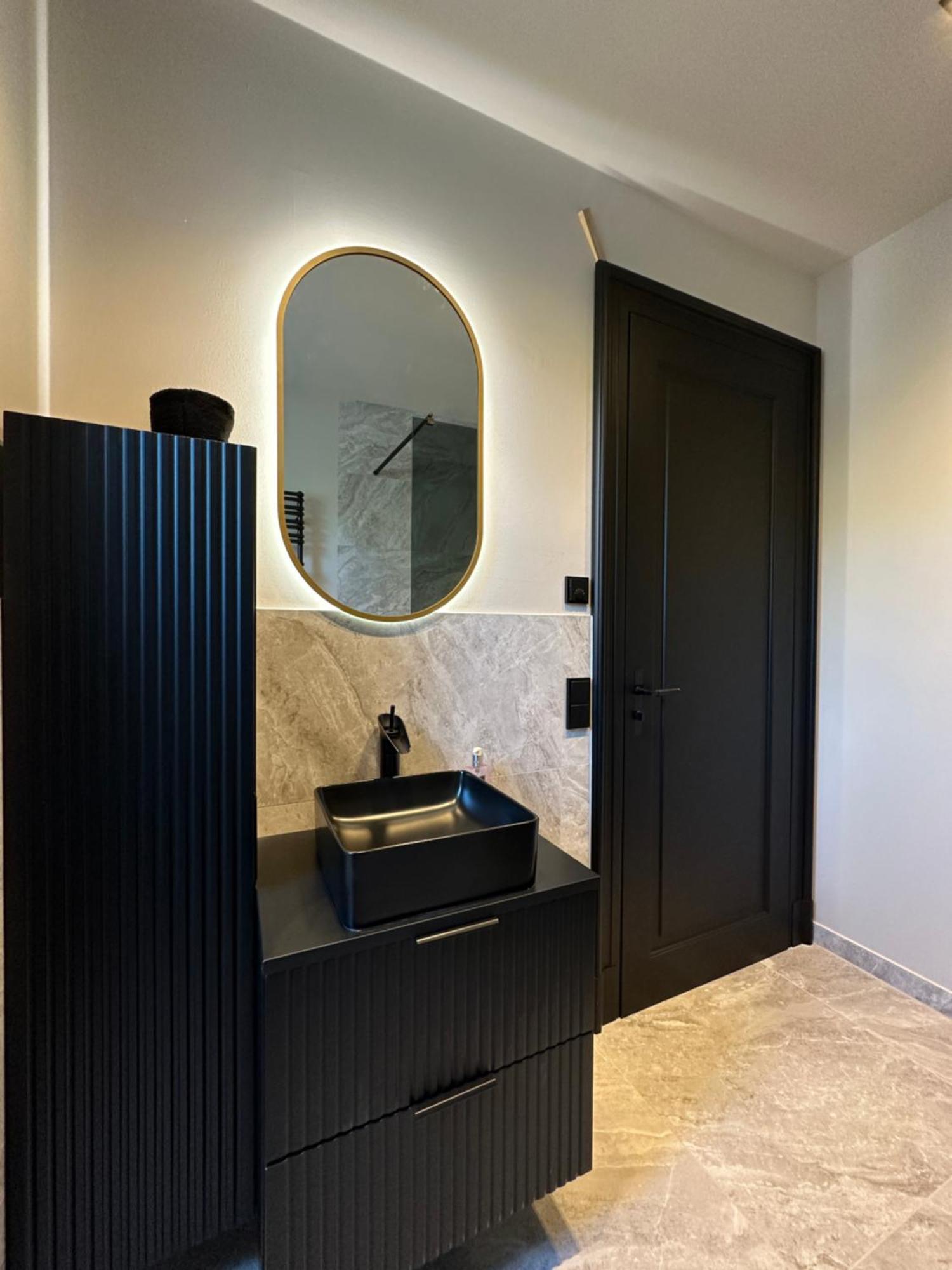 * Stadtvilla Plauen * * Aussergewoehnlich * 2 Zimmerwohnung * Zentrumsnah 외부 사진