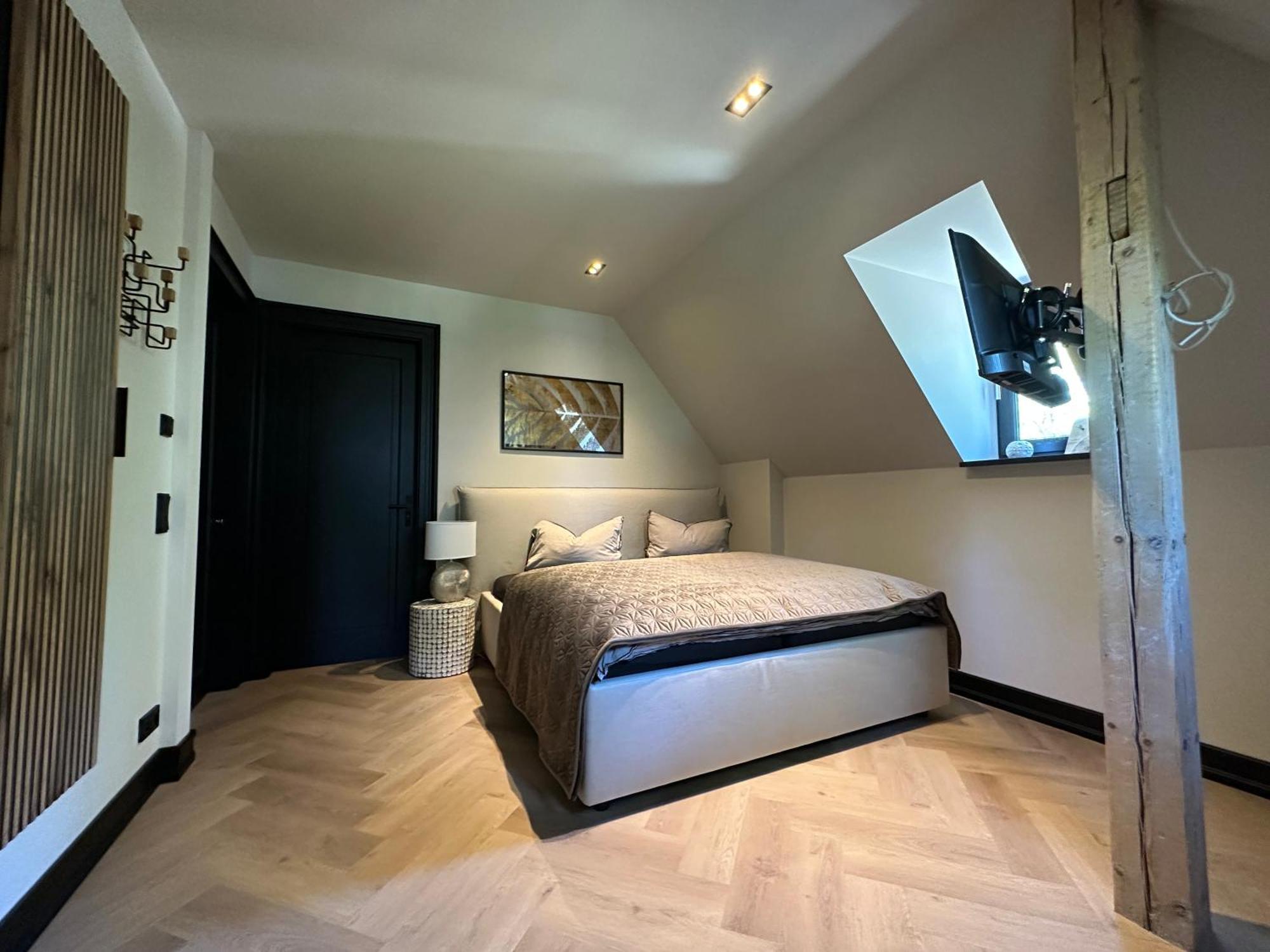* Stadtvilla Plauen * * Aussergewoehnlich * 2 Zimmerwohnung * Zentrumsnah 외부 사진