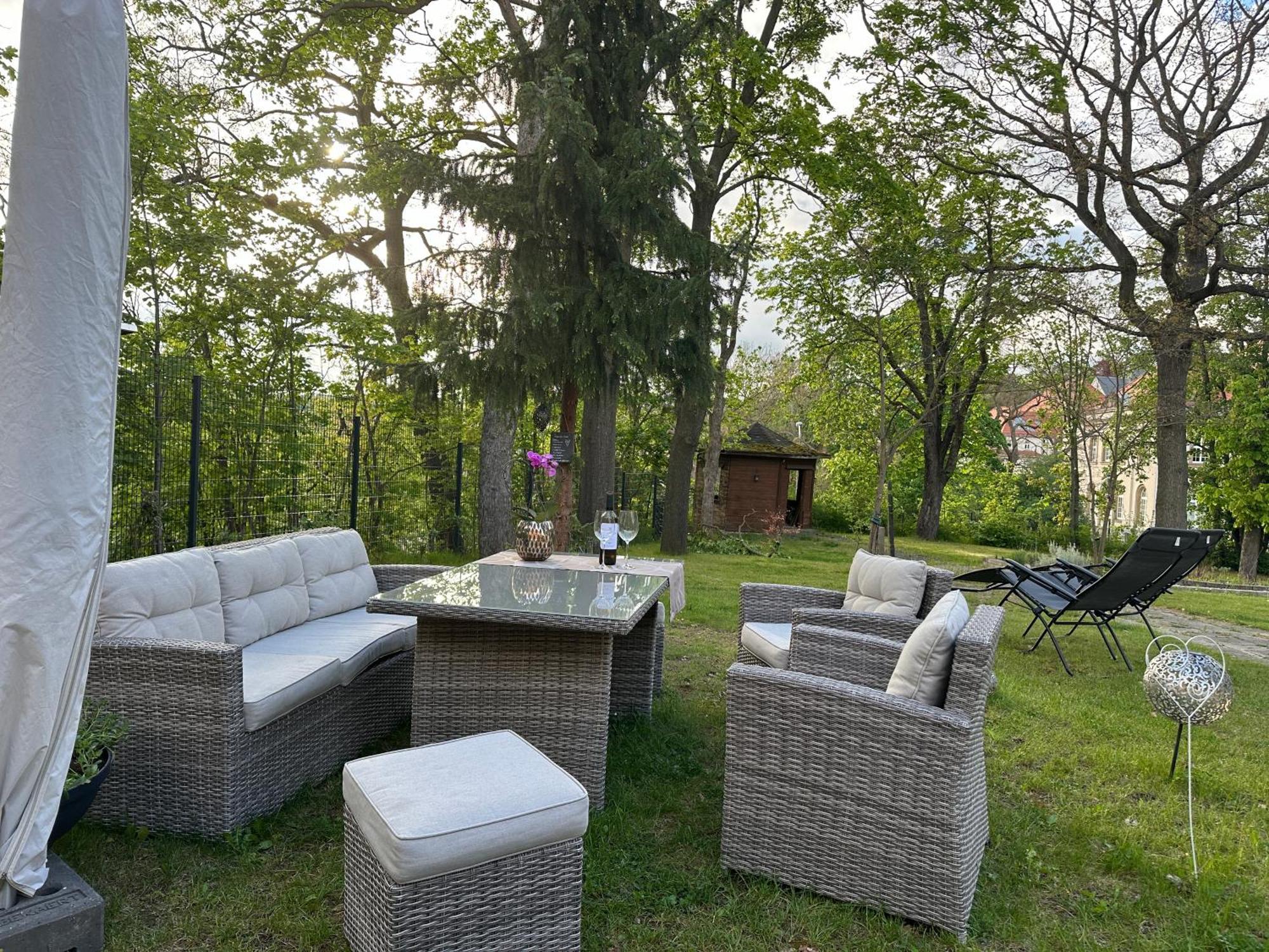 * Stadtvilla Plauen * * Aussergewoehnlich * 2 Zimmerwohnung * Zentrumsnah 외부 사진