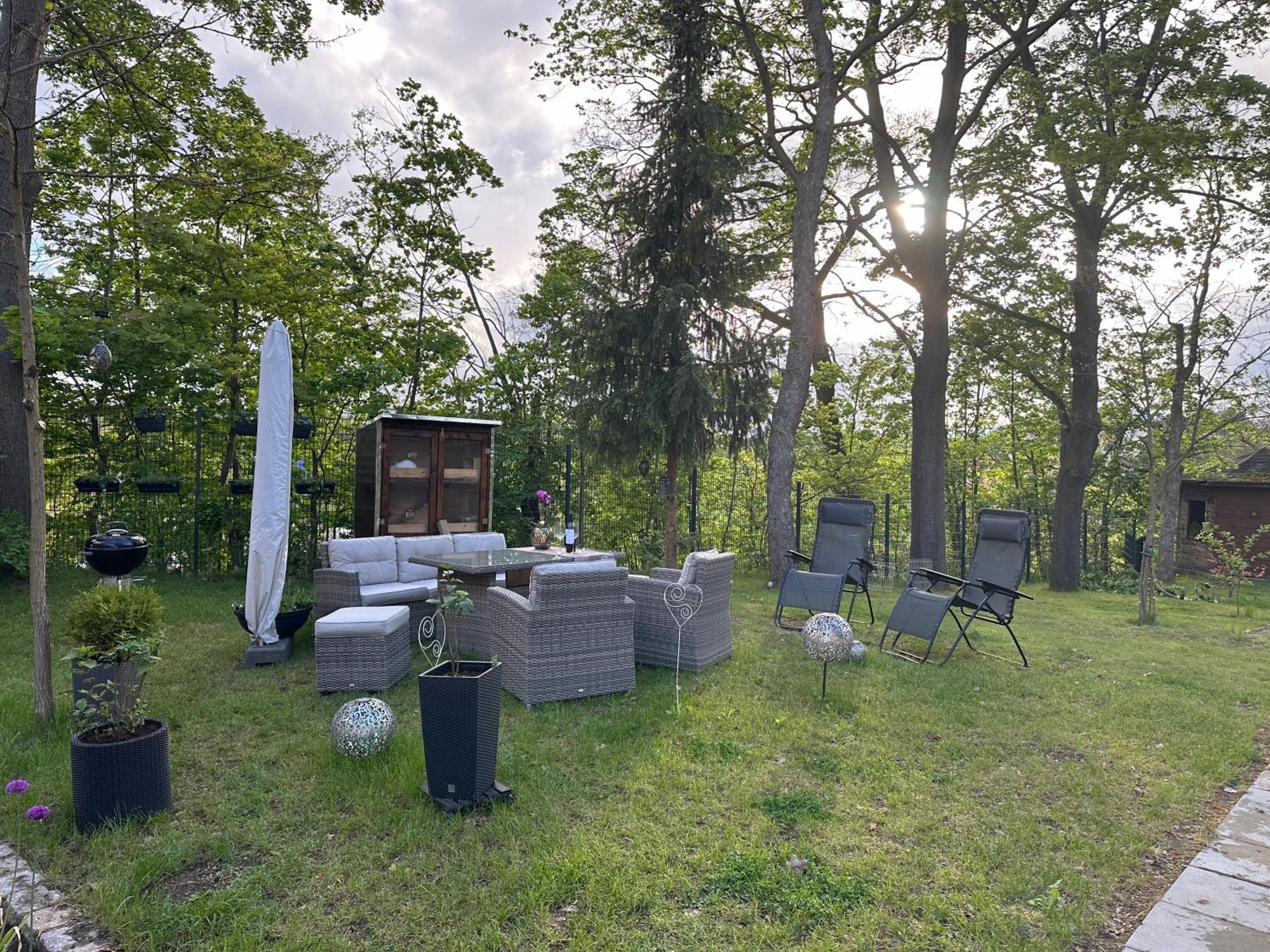 * Stadtvilla Plauen * * Aussergewoehnlich * 2 Zimmerwohnung * Zentrumsnah 외부 사진